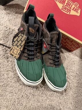 Vans Men's SK8-Hi DEL PAT